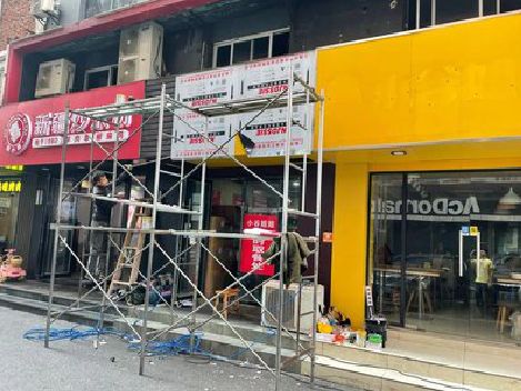 通海制作广告招牌如何避免它发黄？